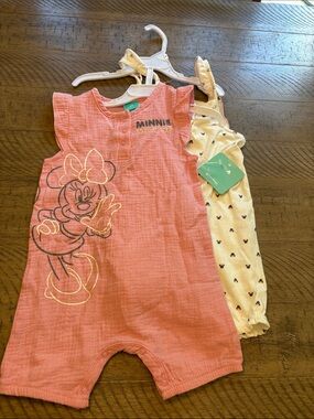 Disney Minnie Mouse Coral Pink and Cream Romper Set super soft